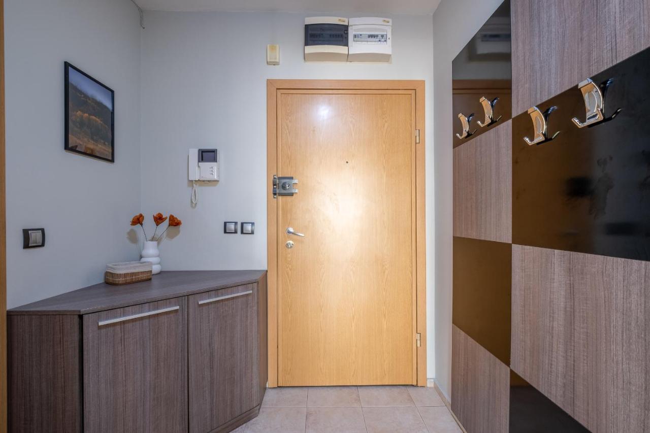 Deja Vu, Cozy & Quiet 1 Bdr Apt Fast Wi-Fi Sofia Exterior foto
